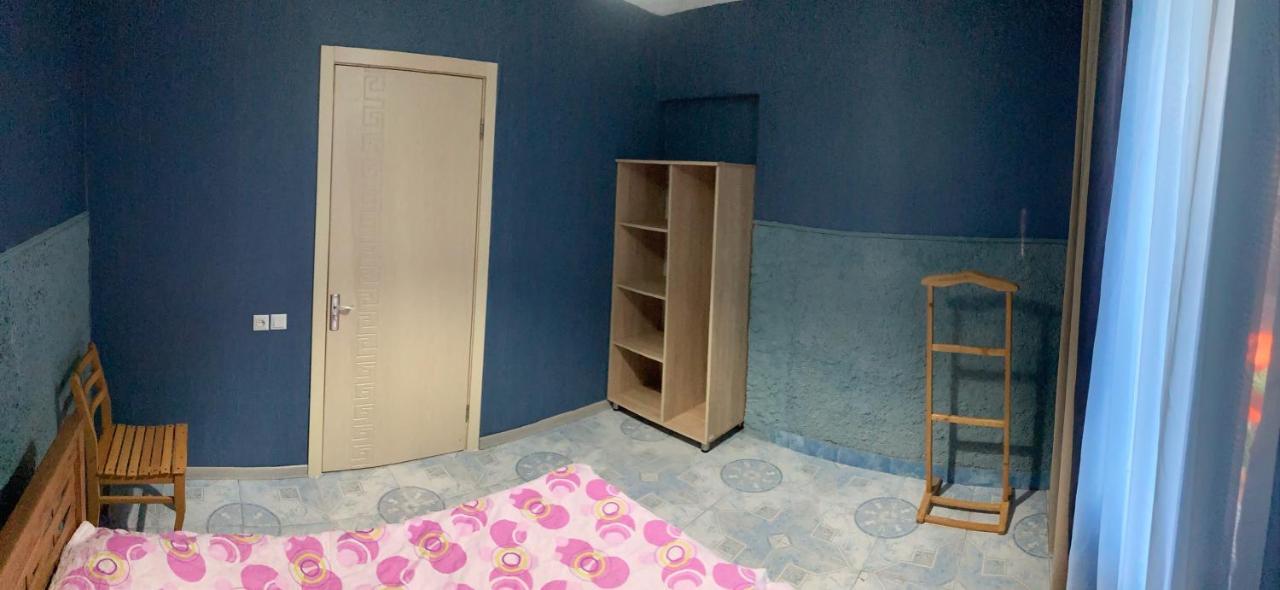Guest House Barbi Μπατούμι Εξωτερικό φωτογραφία