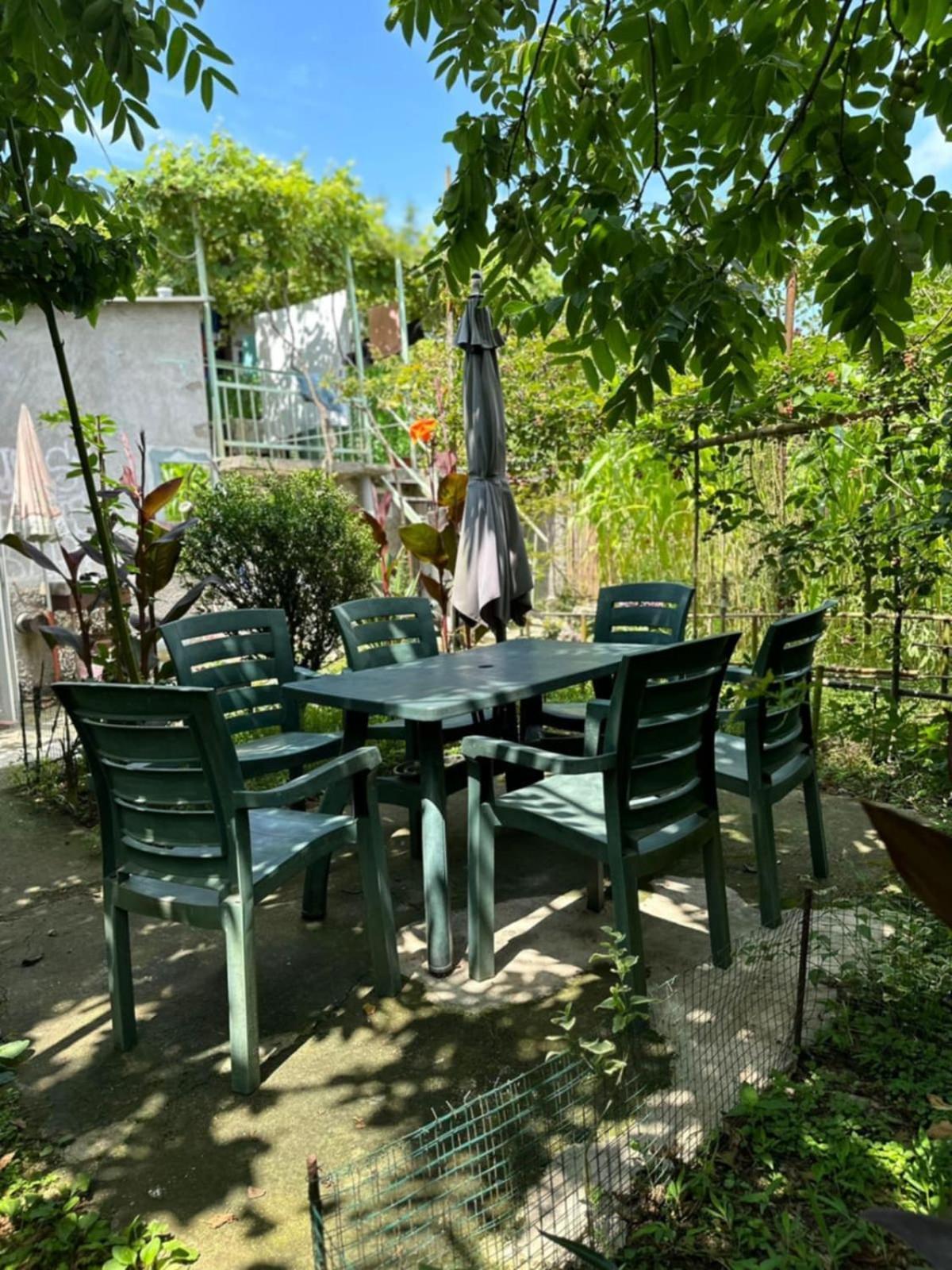 Guest House Barbi Μπατούμι Εξωτερικό φωτογραφία