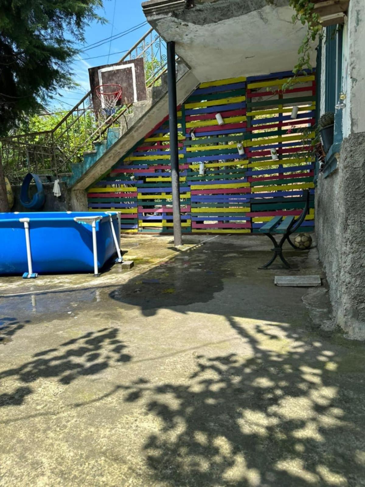 Guest House Barbi Μπατούμι Εξωτερικό φωτογραφία