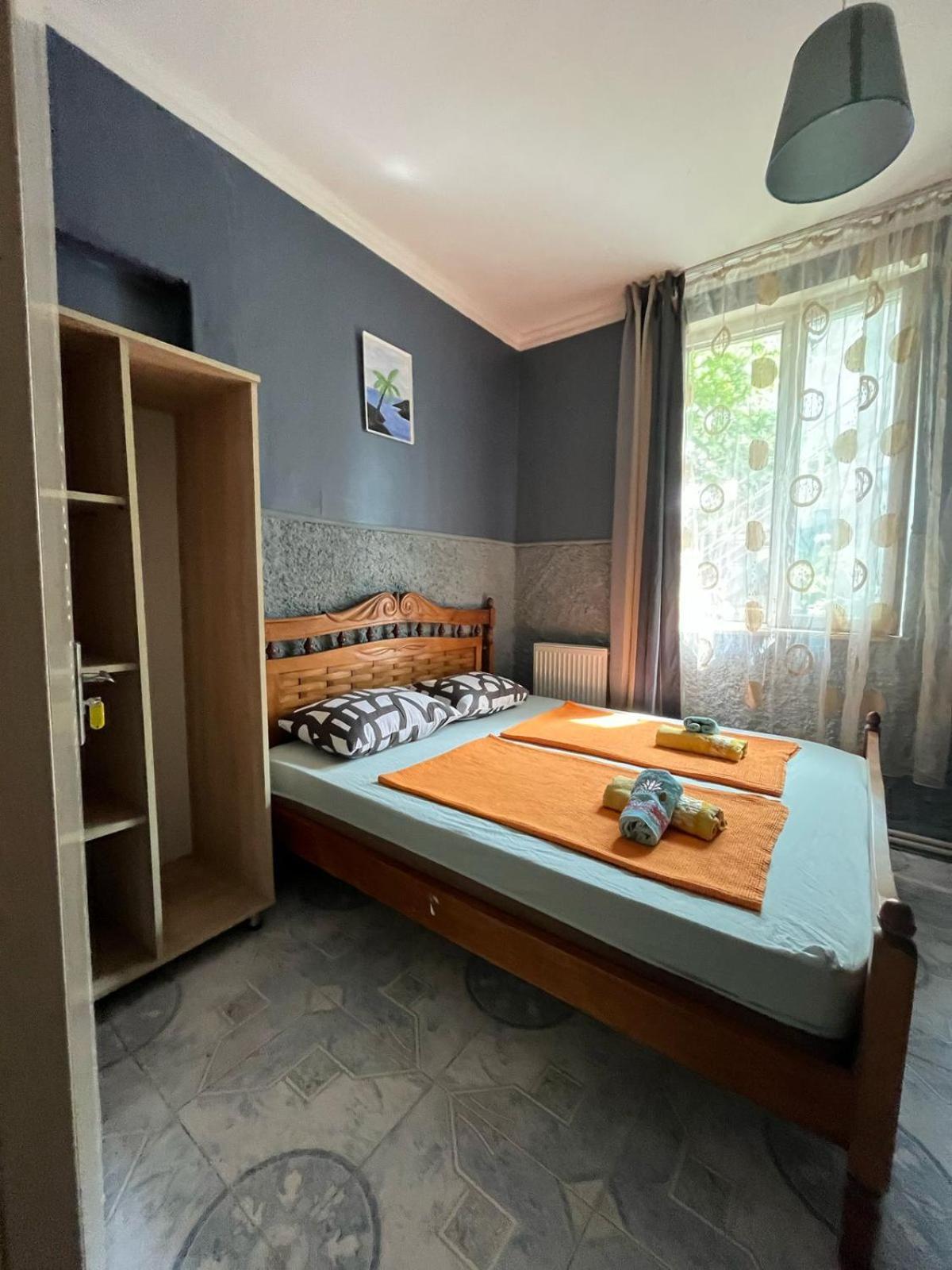 Guest House Barbi Μπατούμι Εξωτερικό φωτογραφία