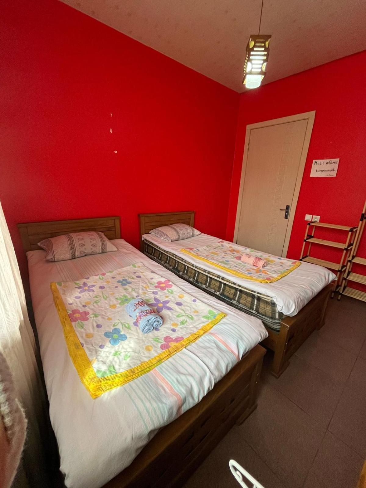 Guest House Barbi Μπατούμι Εξωτερικό φωτογραφία