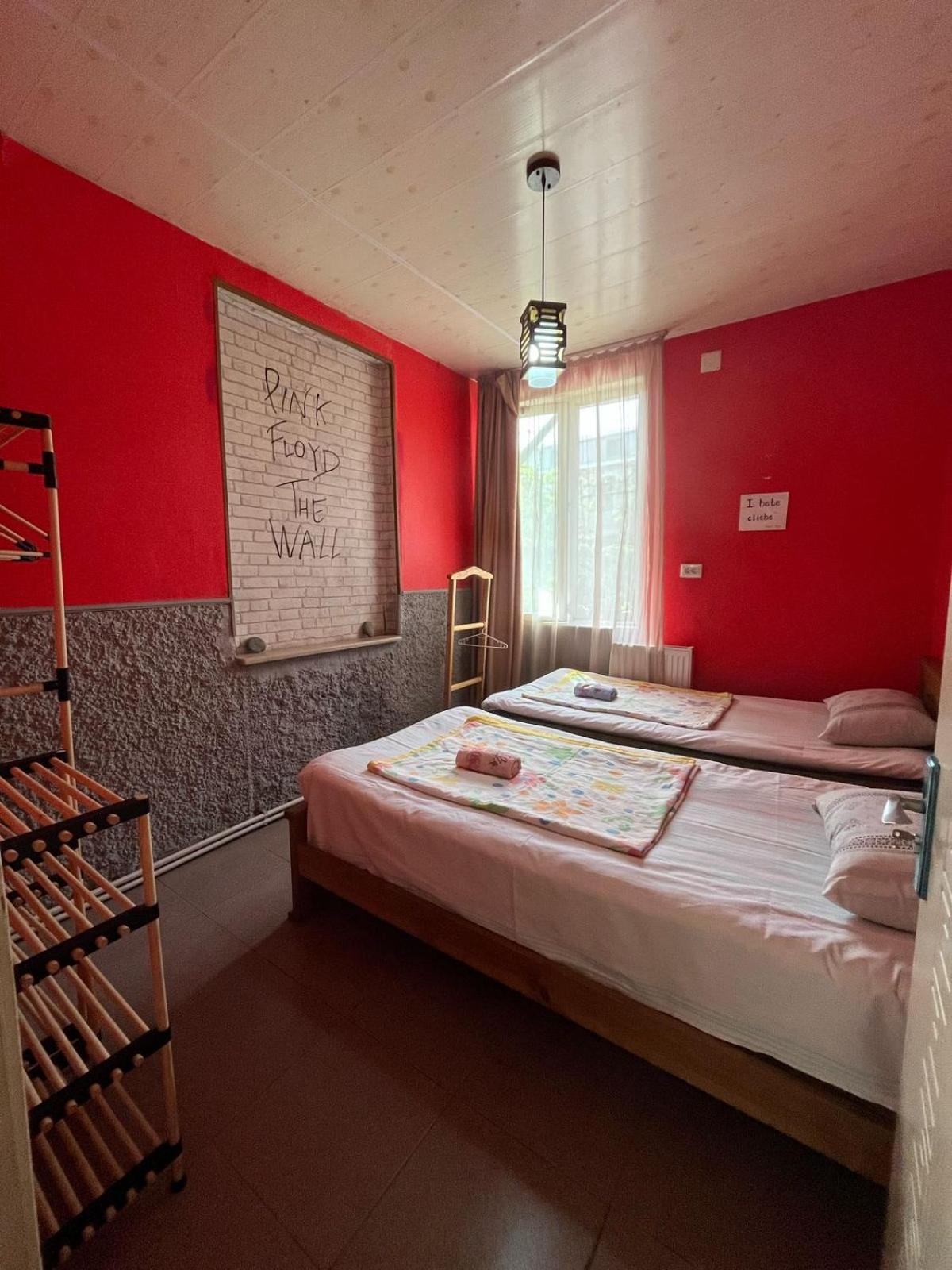 Guest House Barbi Μπατούμι Εξωτερικό φωτογραφία