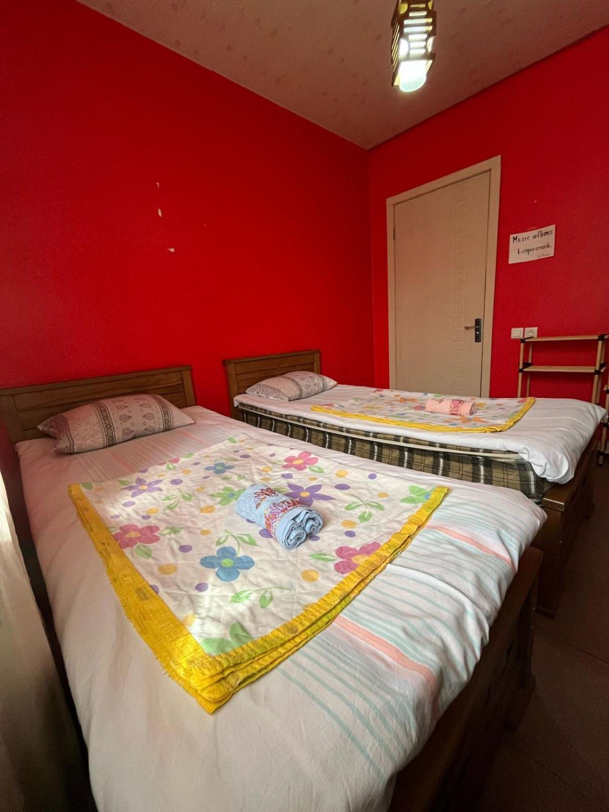 Guest House Barbi Μπατούμι Εξωτερικό φωτογραφία